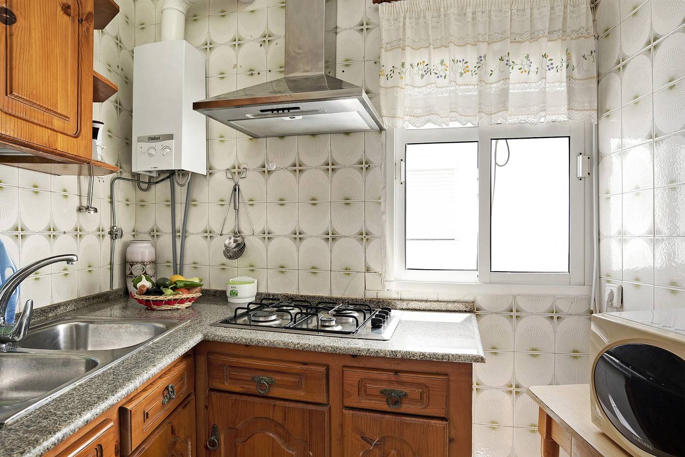 Apartamento entero, Apartamento vacacional "Casa Carmen" cerca de la playa con aire acondicionado in Conil de la Frontera, Costa de la Luz