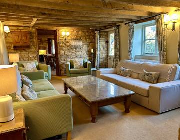 Cottage for 10 People in Bourton-on-the-Water, The Cotswolds, Photo 4