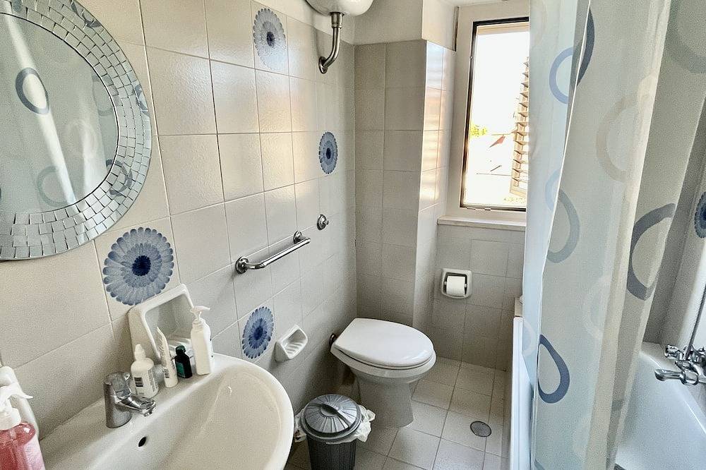 Casa Italica - a quaint getaway in rural Italy in Corfinio, L'Aquila Province