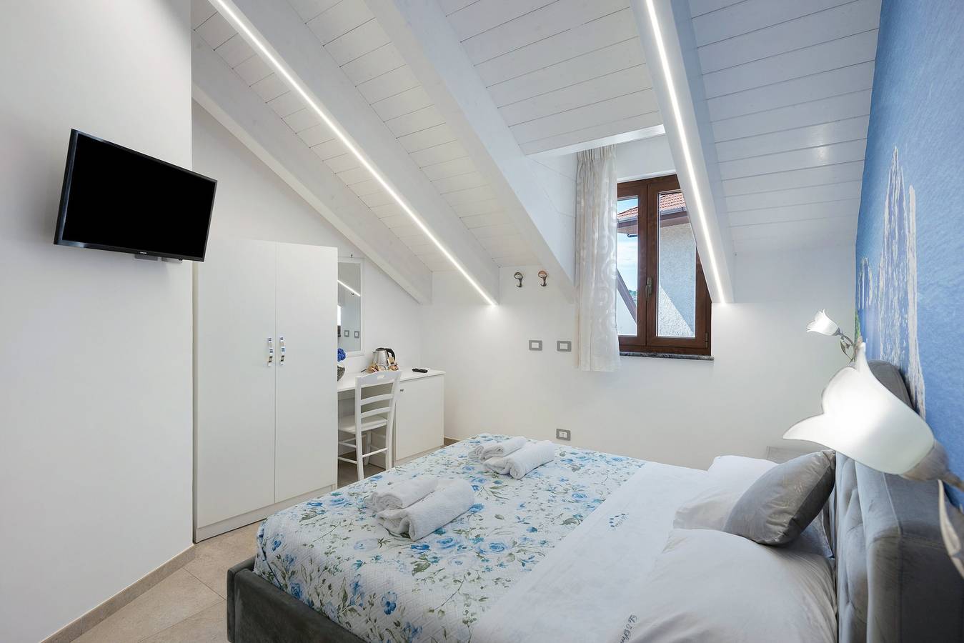 Zimmer 'Capri' mit Bergblick, Wlan und Klimaanlage in Pianillo, Agerola