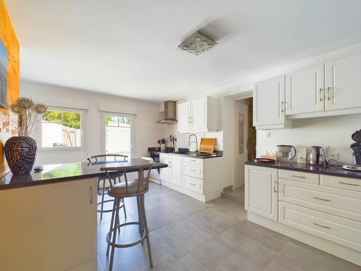 Location de vacances pour 9 personnes, avec terrasse et jardin à Brem-sur-Mer - 4