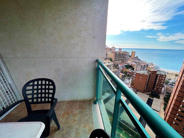 Apartamento para 3 personas, con jardín y terraza, Se admiten mascotas en Villajoyosa