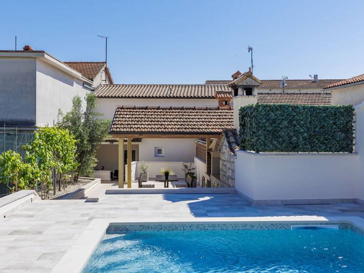 Ferienhaus für 6 Personen, mit Terrasse und Garten in Pula