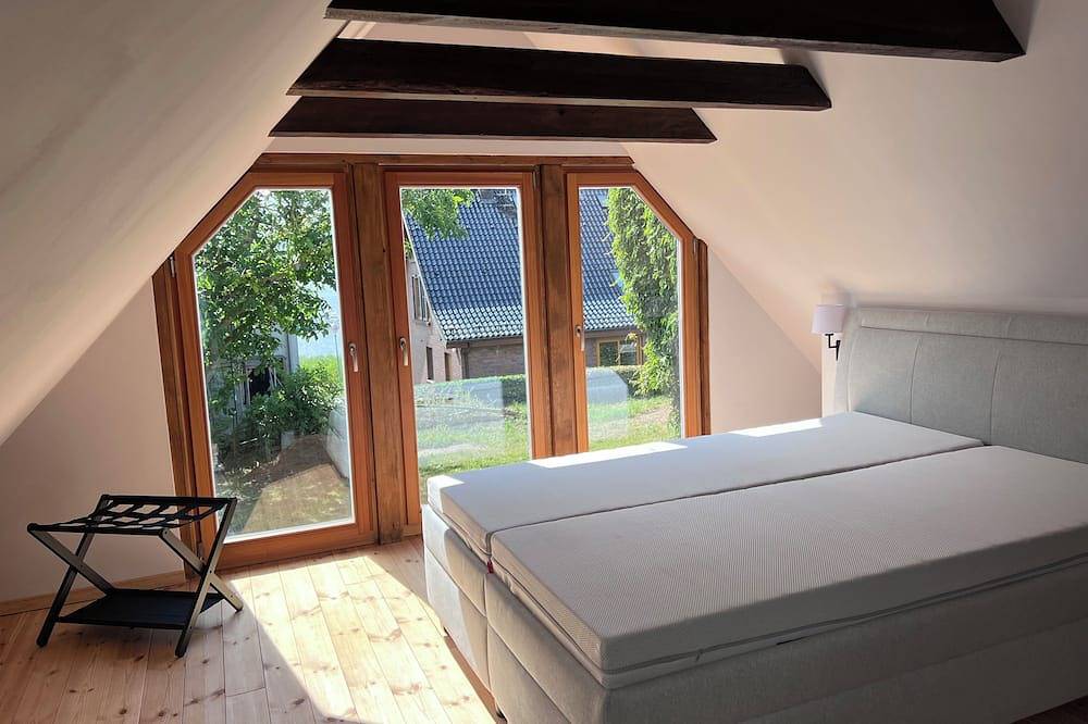 Maisonette Condor -gemütliches Apartment für 2 Personen mit Blick auf de Hafen in Ziemitz, Sauzin