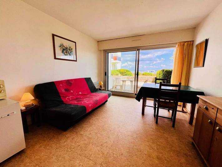 Gîte pour 2 personnes, avec Terrasse ainsi que Jardin et Vue dans Port Haliguen