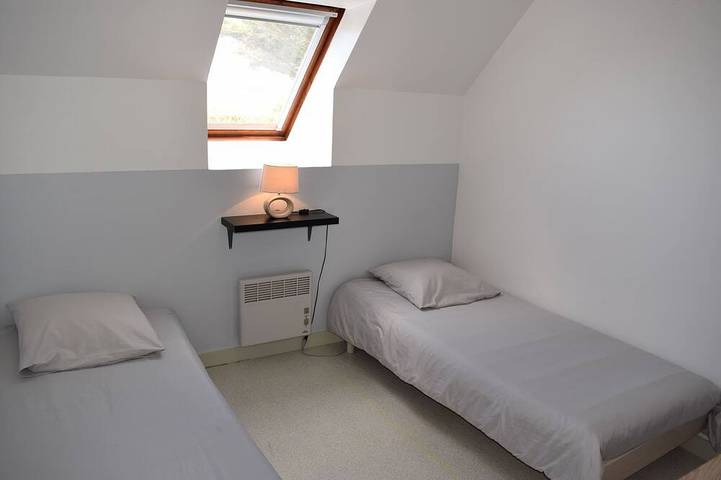 Location de vacances pour 2 personnes, avec terrasse et jardin à Surtainville - 4