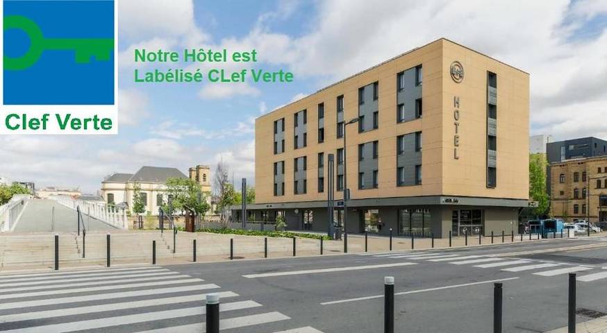 Hôtel pour 2 personnes, avec vue sur le lac et terrasse, animaux acceptés en Moselle