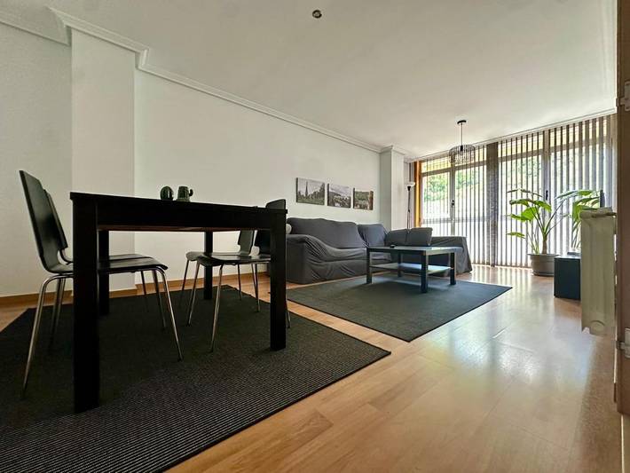 Apartamento de vacaciones para 4 personas, con jardín y vistas - 1