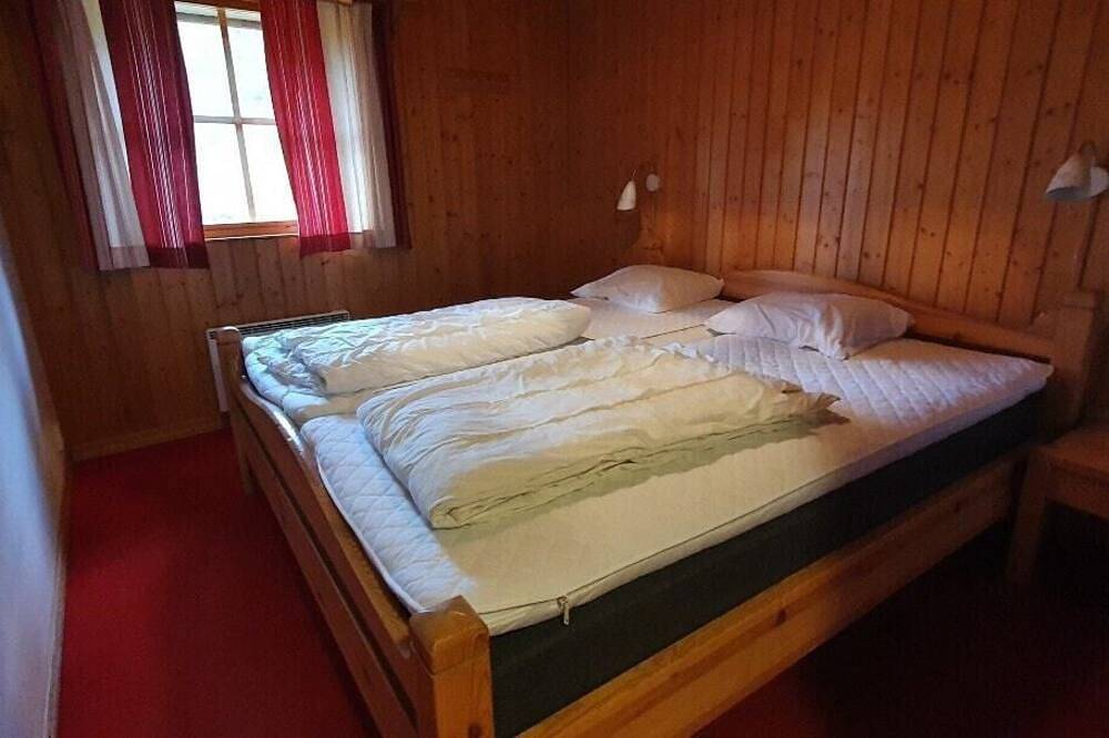 Sauna | Wi-Fi | Terrace | Wood stove | Cable Tv in Lofsdalen, Härjedalen