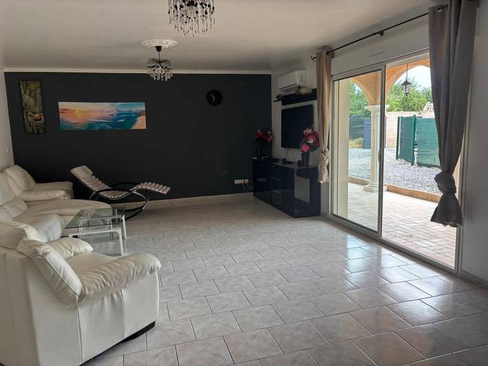 Gîte pour 2 personnes, avec piscine ainsi que jacuzzi et terrasse à Canaules-et-Argentières - 2