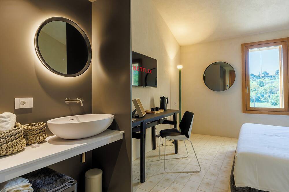 Luxury Retreat - dream pool in Cingoli, Provincie Macerata