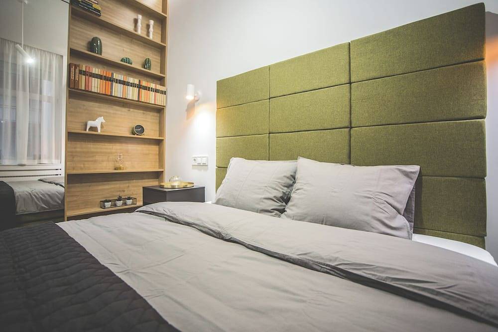 Ganze Wohnung, History, steps from Budapest Ruin Bars and streetfood,Charming 1-bedroom studio in Budapest, Danube-Ipoly National Park