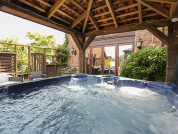 Cottage for 9 People in Old Cleeve, Exmoor, Photo 1