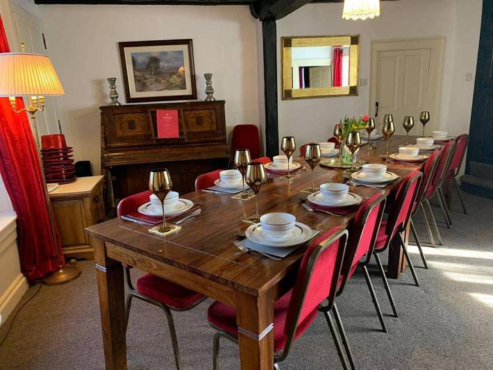 Location de vacances pour 18 personnes, avec vue et jardin à Corby - 2