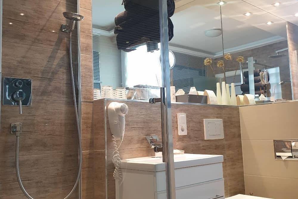 Ganze Wohnung, Exklusiv Appartement Rondo mit Balkon  und Hotelservice - Frühstück optional in Deidesheim, Pfälzer Rheinebene