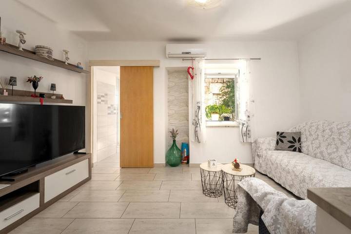Ferienhaus für 6 Personen, mit Balkon und Terrasse in Kroatien