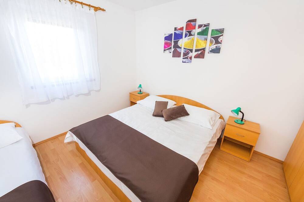 Cijeli apartman, One bedroom apartment near beach Vrsi - Mulo, Zadar in Mulo, Vrsi