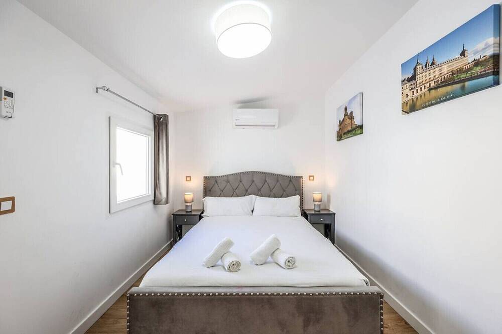 The Terrace House, Perfect for Families in Alcalá de Henares, Madrid Province