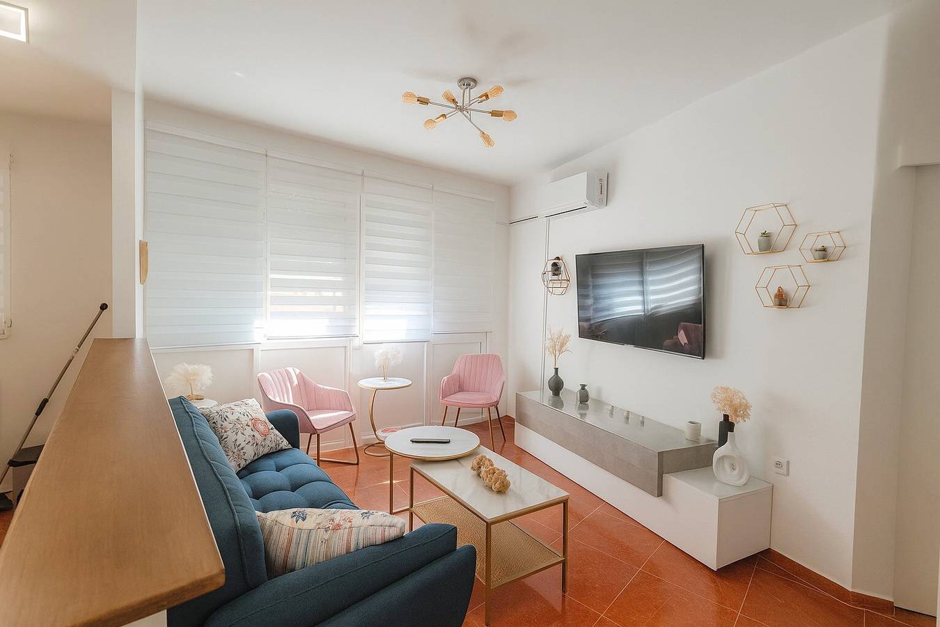 Apartamento inteiro, Apartamento 'Apto La Justicia' com Terraço Partilhado, Wi-Fi e Ar Condicionado in Jerez de la Frontera, Costa de la luz