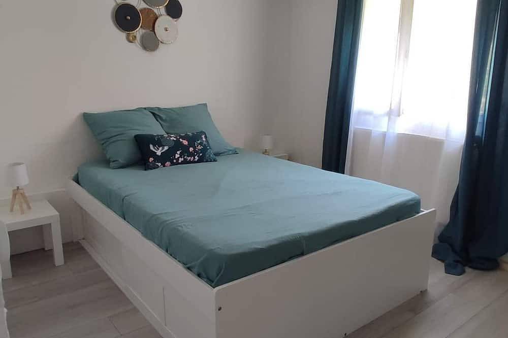 Detached house with enclosed garden in Abbeville (Somme), Región de Abbeville