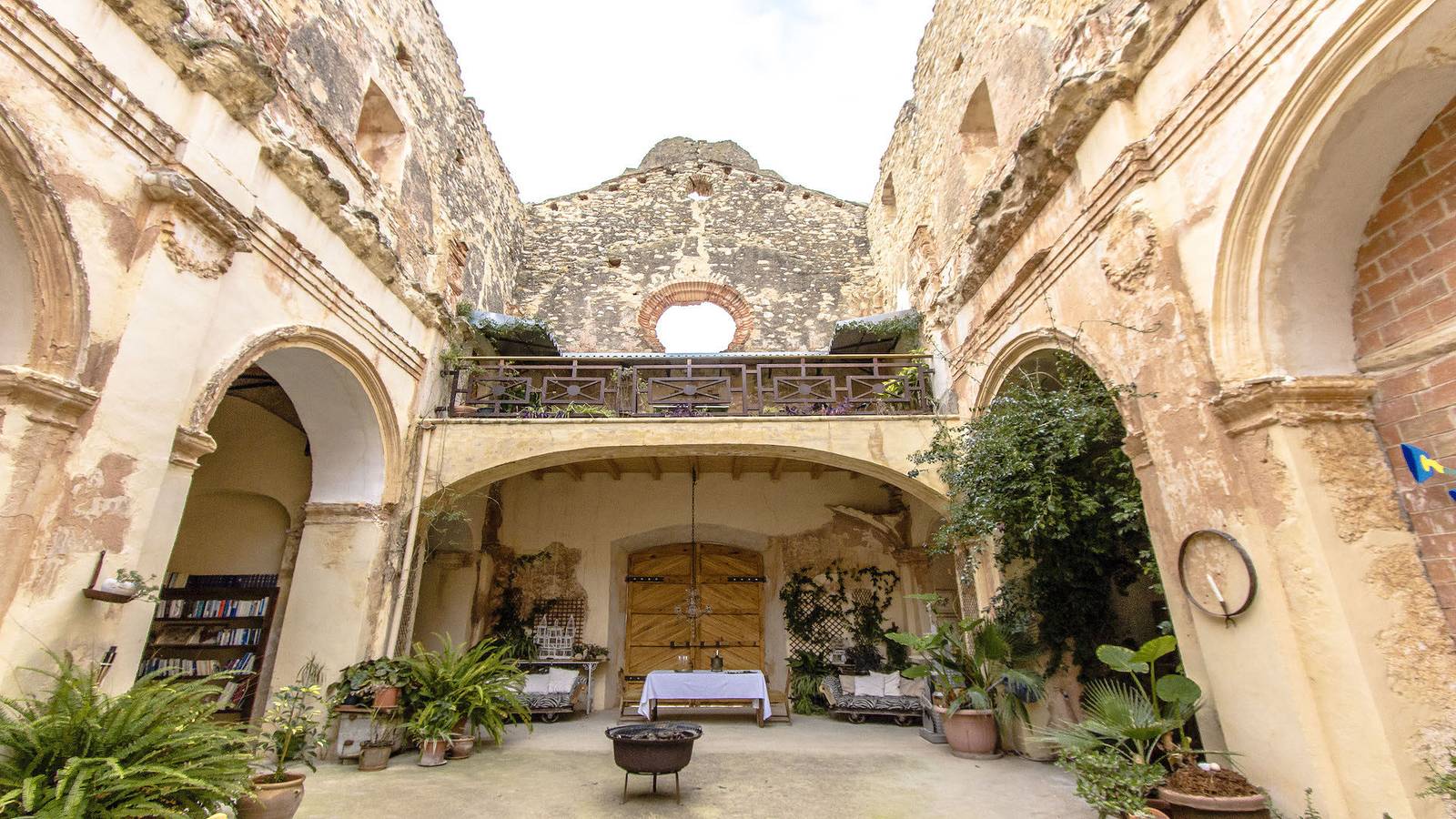 ¡Impresionante Convento del Siglo Xviii! in Vilarrodona, Alto Campo