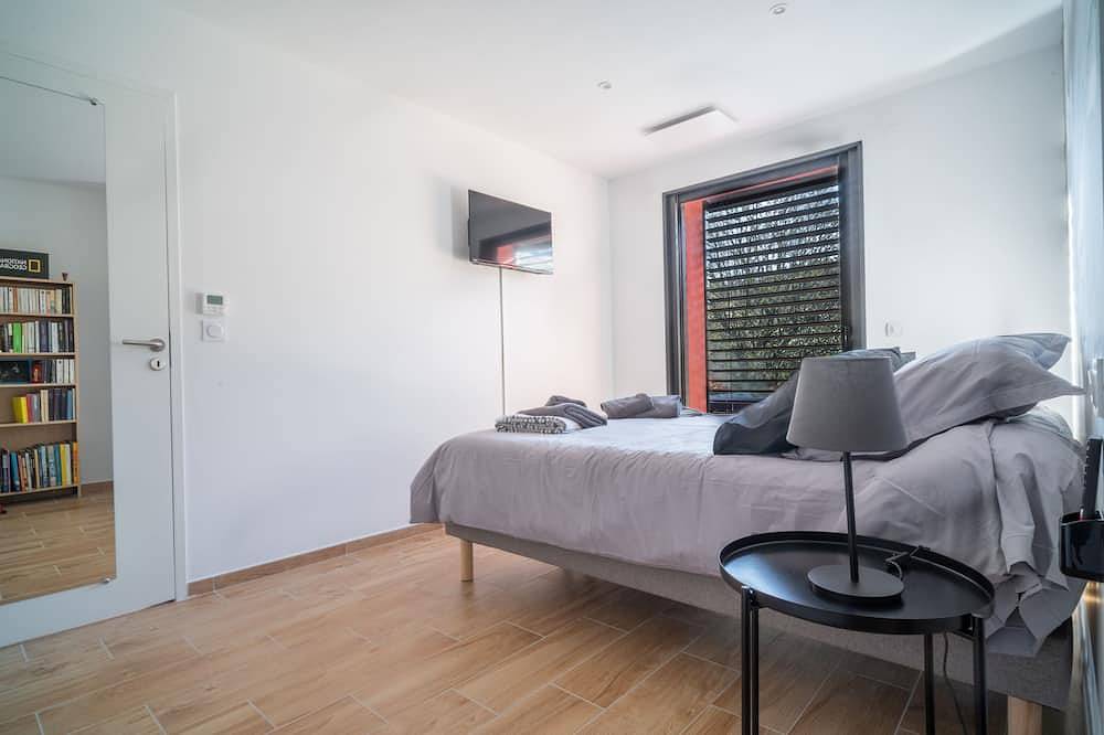 Villa Tavellis in Tavel, Region de Nimes