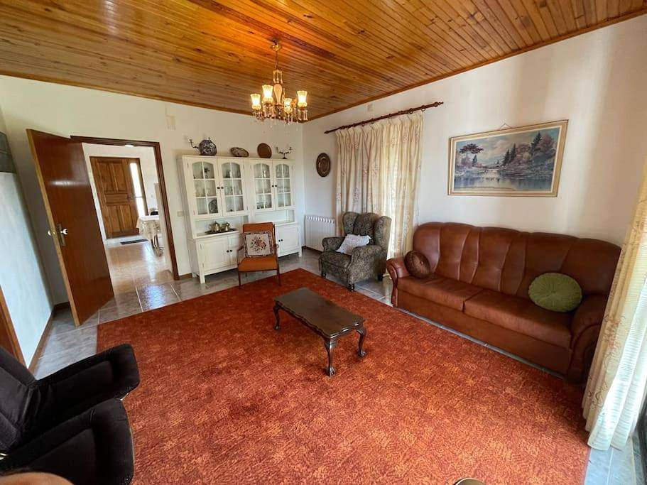 Two-Bedroom House in Montesinho