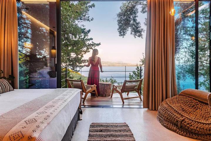 Διαμερίσματα διακοπών για 2 άτομα, με Μπαλκόνι και Ταράτσα καθώς και Κήπο και Πισίνα στον Κατάβολο