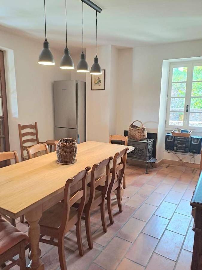 Five-Bedroom House in Laurac-en-Vivarais, Parc naturel régional des Monts d'Ardèche