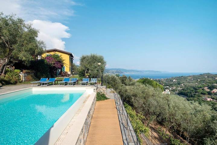 Villa per 3 persone, con giardino e terrazza nonché piscina in Santa Margherita Ligure
