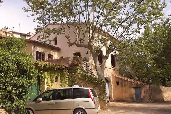 Location de vacances pour 8 personnes à Aspiran