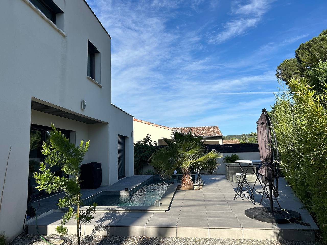 Villa „Harmonie“ mit privatem Pool, Wlan und Klimaanlage in Bagnols-sur-Cèze, Nimes und Umgebung