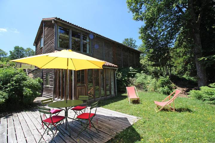 Gîte pour 4 personnes, avec Terrasse et Jardin