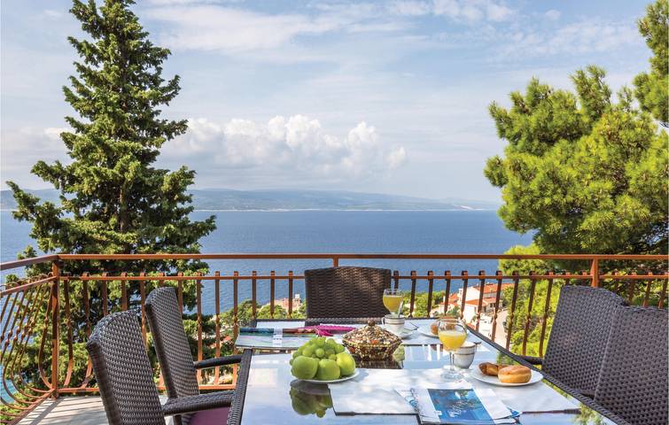 Ferienhaus für 9 Personen, mit Terrasse und Ausblick in Brela - 4