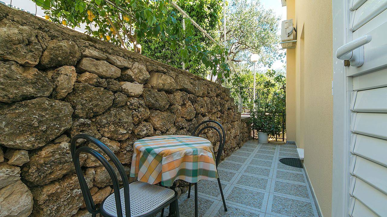 Ganze Ferienwohnung, Zimmer für 2 Personen (17 m²) in Brela in Brela, Makarska Riviera
