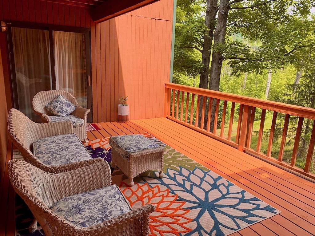 Holiday Home for 20 People in Hunter, Hunter Mountain