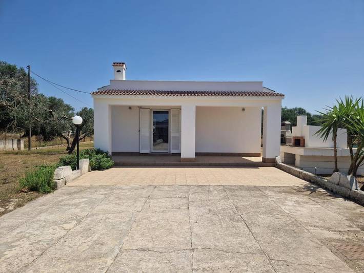 Location de vacances pour 4 personnes, avec jardin ainsi que vue et terrasse, animaux acceptés à Francavilla Fontana