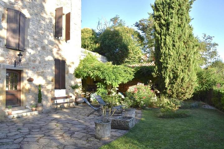 Gîte pour 2 personnes, avec terrasse à Cordes-sur-Ciel