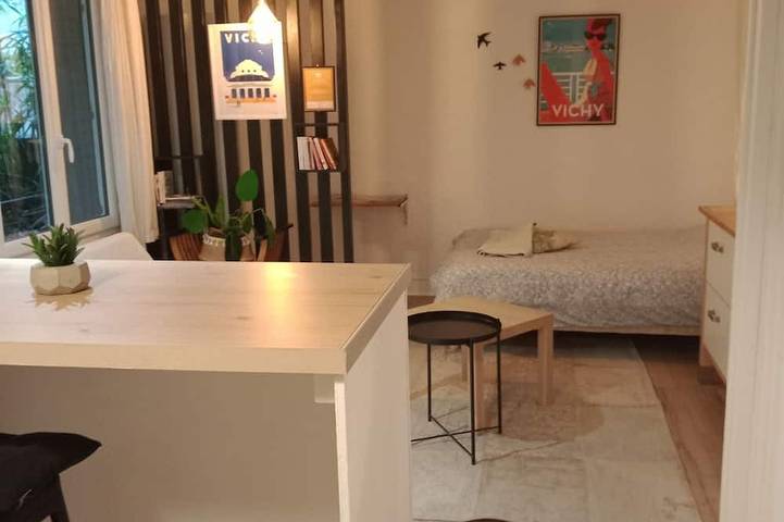 Gîte pour 2 personnes, avec jardin, animaux acceptés à Vichy - 3