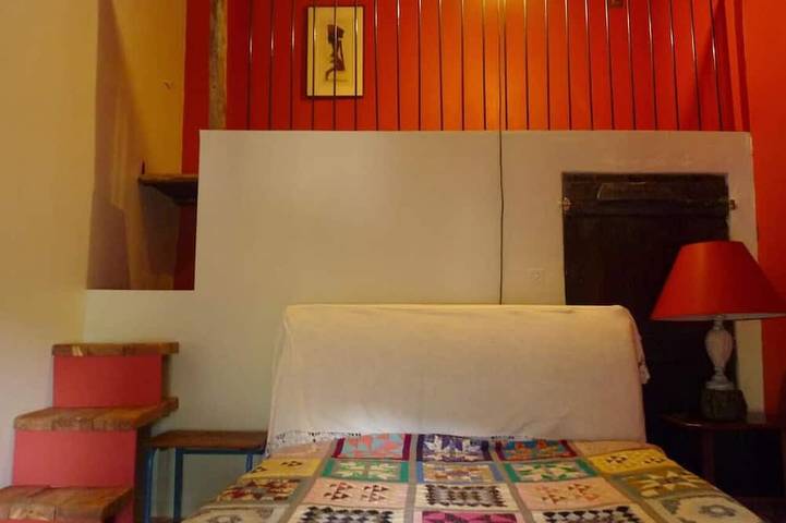 Gîte pour 4 personnes, avec sauna ainsi que piscine et terrasse à Vacqueyras - 3