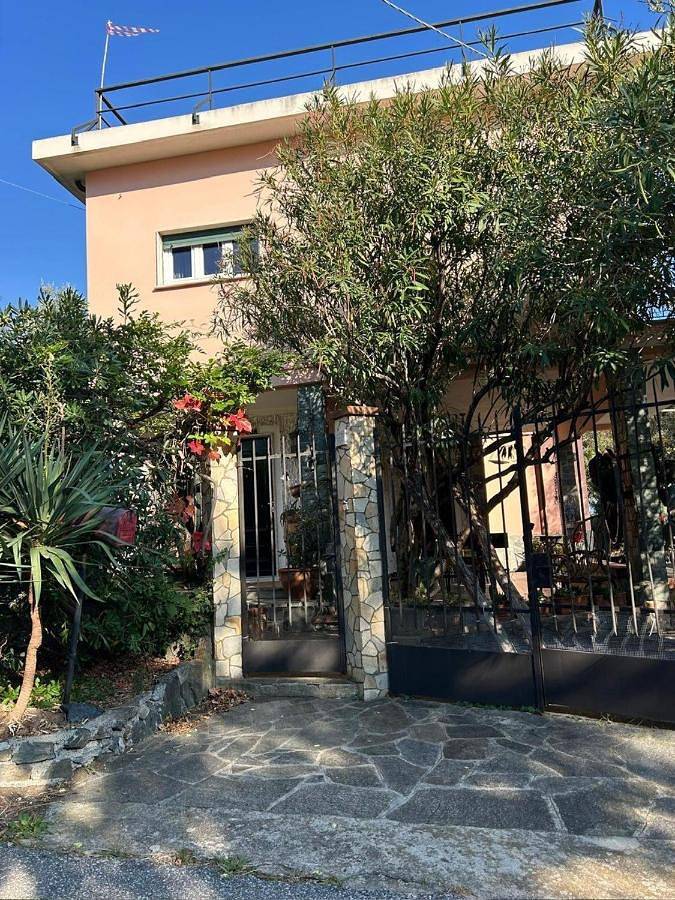 Peaceful Villa in Nature, Near the Sea in Celle Ligure, Riviera di Ponente