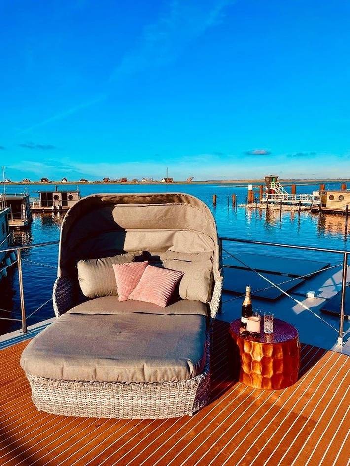 Hausboot für 5 Personen, mit Terrasse und Seeblick in Heiligenhafen - 3