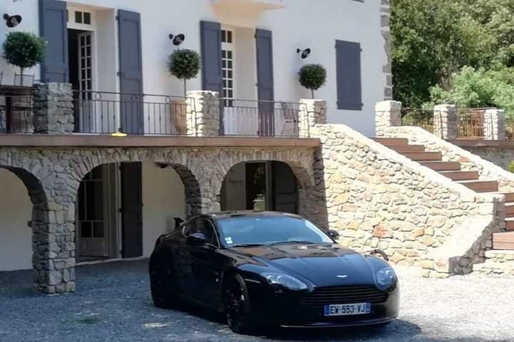 Gîte pour 10 personnes, avec Jardin à Thoiras