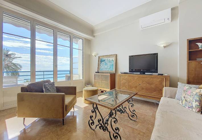 Appartement entier, N&J - Horizon Promenade - Central - Face mer in Nice, Côte méditerranéenne (France)