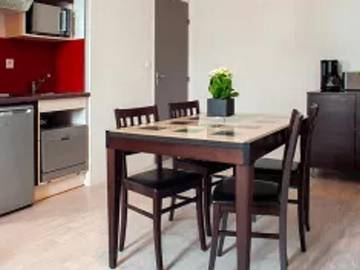 Camping für 4 Personen in Dinan, Côtes-d'Armor, Bild 2