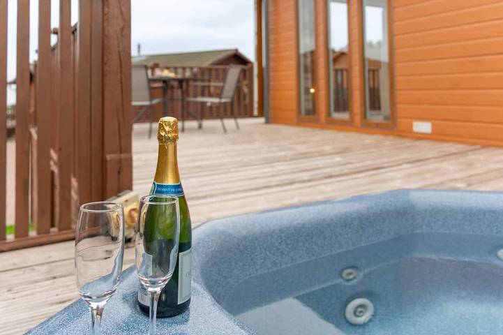 Cottage for 4 people, with hot tub in Devon