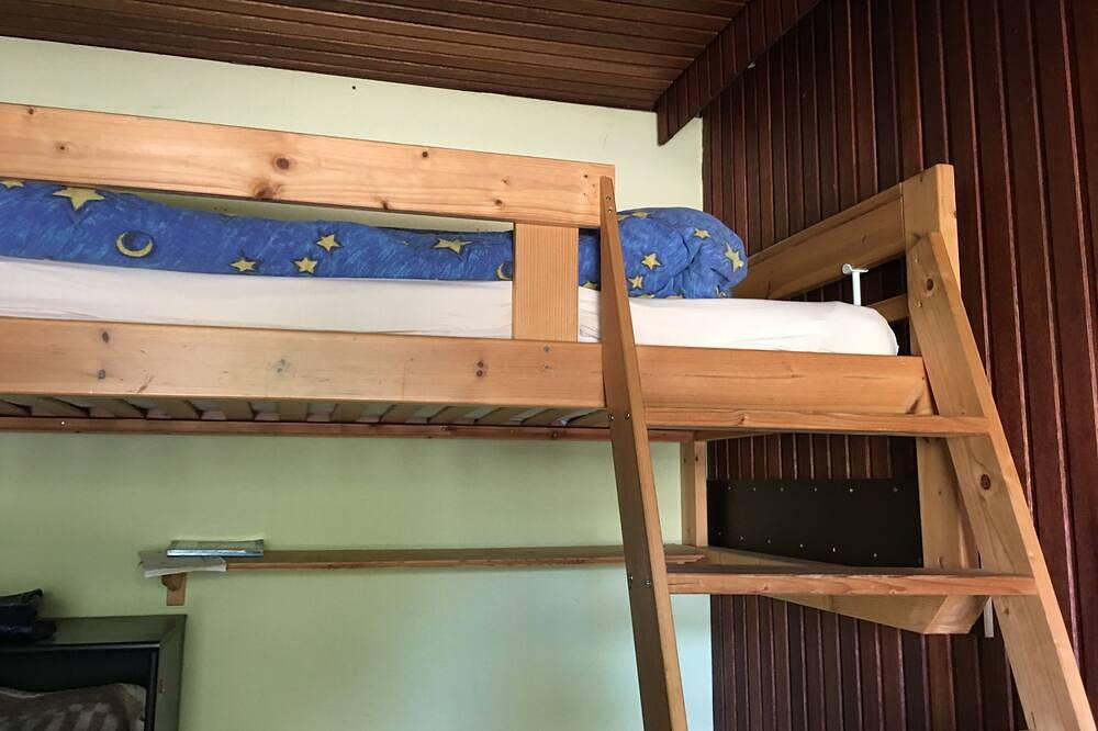Ferienbungalow (Rmh) mit 3 Schlafzimmern zwischen Wald und Wiesen, Ortsrand in Hechthausen, Cuxland