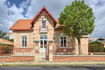 Villa pour 9 personnes, avec jardin ainsi que terrasse et jacuzzi dans Lacanau Ocean