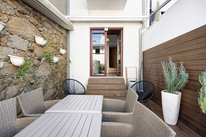 Casa de vacaciones 'Lidador House' con terraza privada, jardín privado y Wi-Fi in Vila do Conde, Distrito de Porto