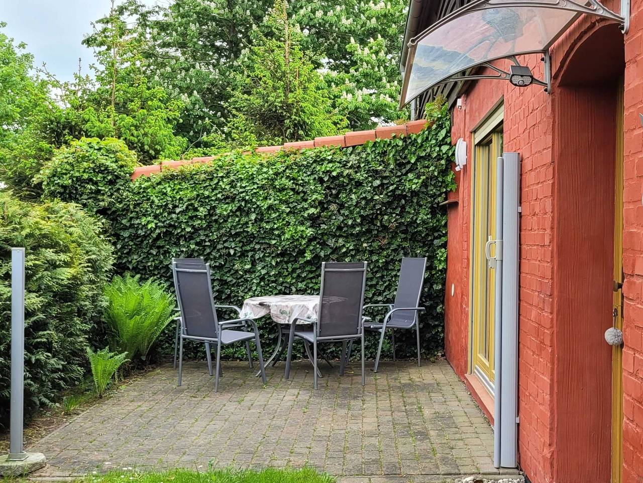 Ganze Ferienwohnung, Ferienwohnungen Dewald - Ferienwohnung 1 in Niepars, Stralsund Umland